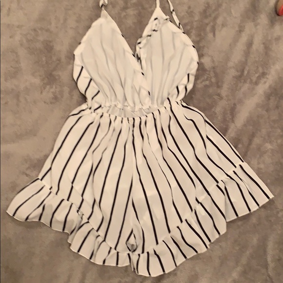 Romper - Picture 2 of 3